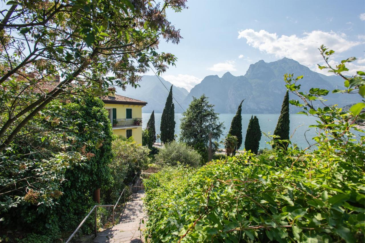Casa Valery Apartment Torbole Sul Garda Bagian luar foto