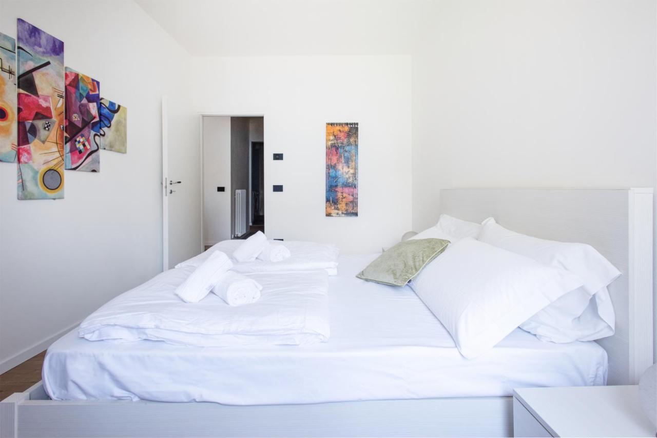 Casa Valery Apartment Torbole Sul Garda Bagian luar foto