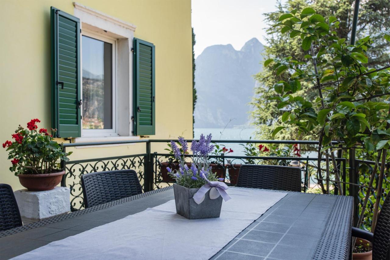 Casa Valery Apartment Torbole Sul Garda Bagian luar foto