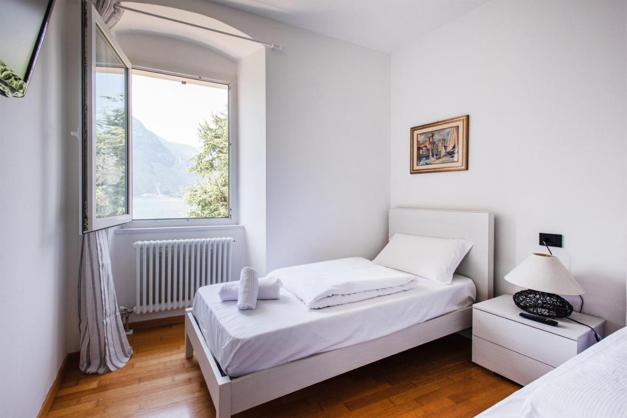 Casa Valery Apartment Torbole Sul Garda Bagian luar foto