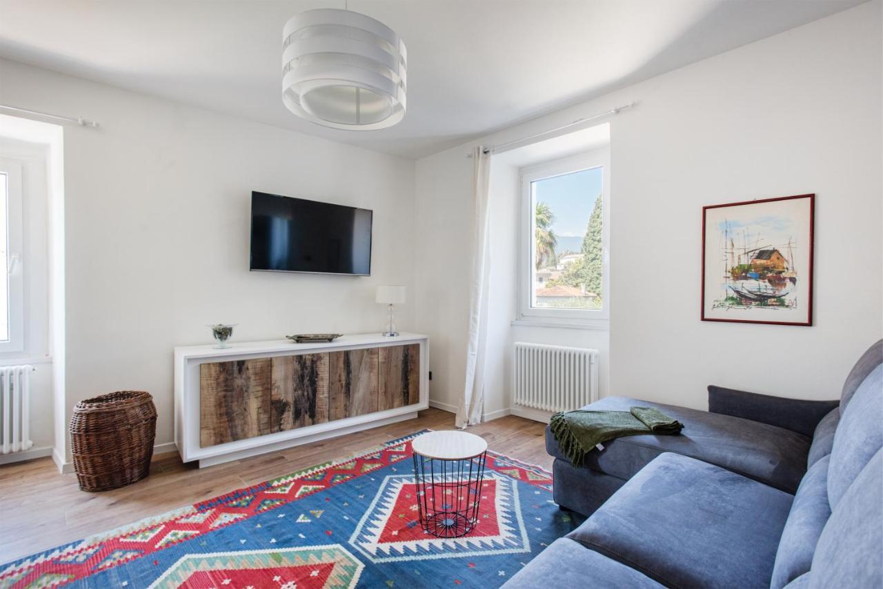 Casa Valery Apartment Torbole Sul Garda Bagian luar foto